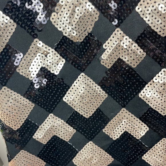 Eliza J Cap Sleeve Sequin Dress - Picture 6 of 11